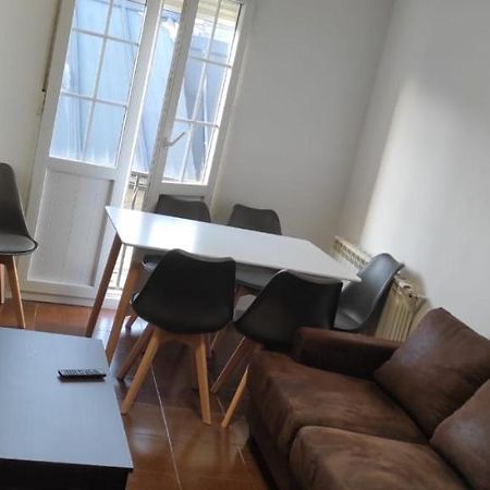 Tin Apt Apartment Lugo Bagian luar foto