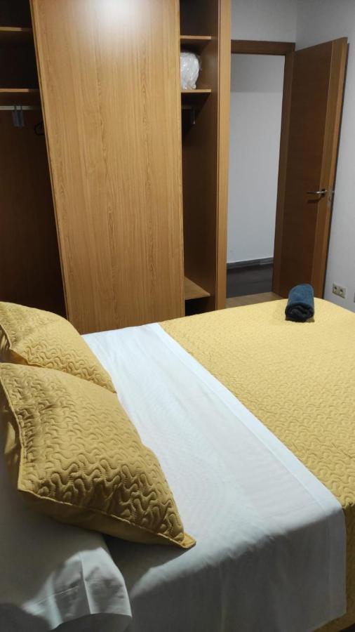 Tin Apt Apartment Lugo Bagian luar foto