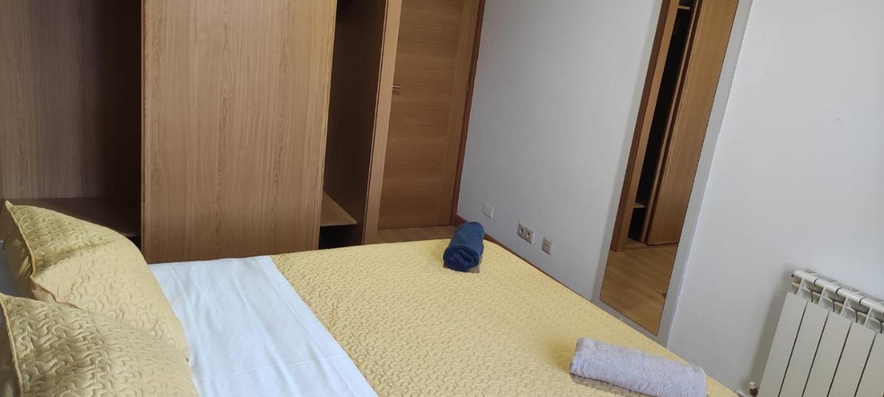 Tin Apt Apartment Lugo Bagian luar foto
